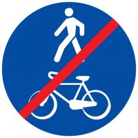 Ceļa zīme - Nr. 418 Kopīga gājēju un velosipēdu ceļa beigas