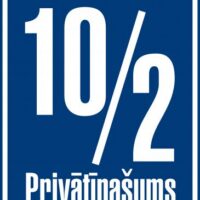 Mājas numurs, māju numura plāksne - Carnikavas standarts